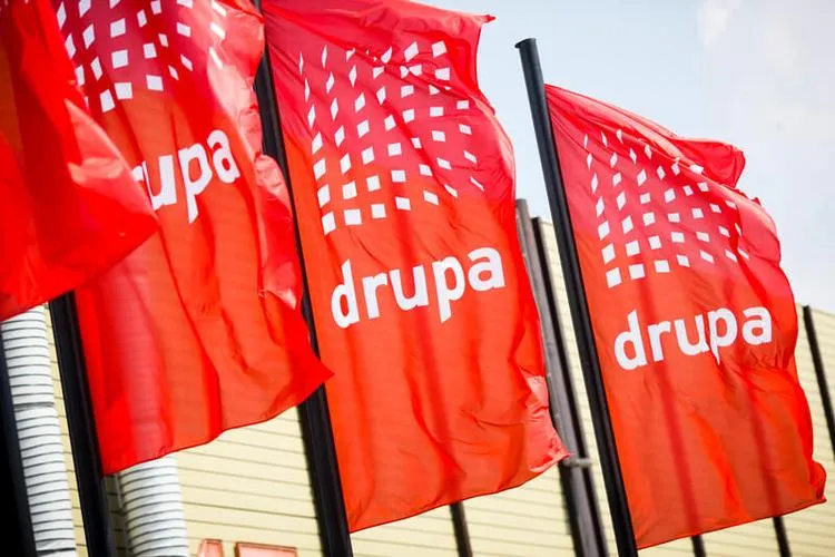 HELLO DRUPA KAMI DI SINI